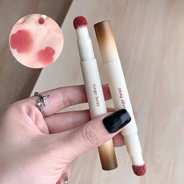 Velvet Mist Matte Lip Gloss, Sponge-Tip Lip Mud Stick, High Color Payoff, One-Swipe Application, Multi-Use for Lips & Cheeks