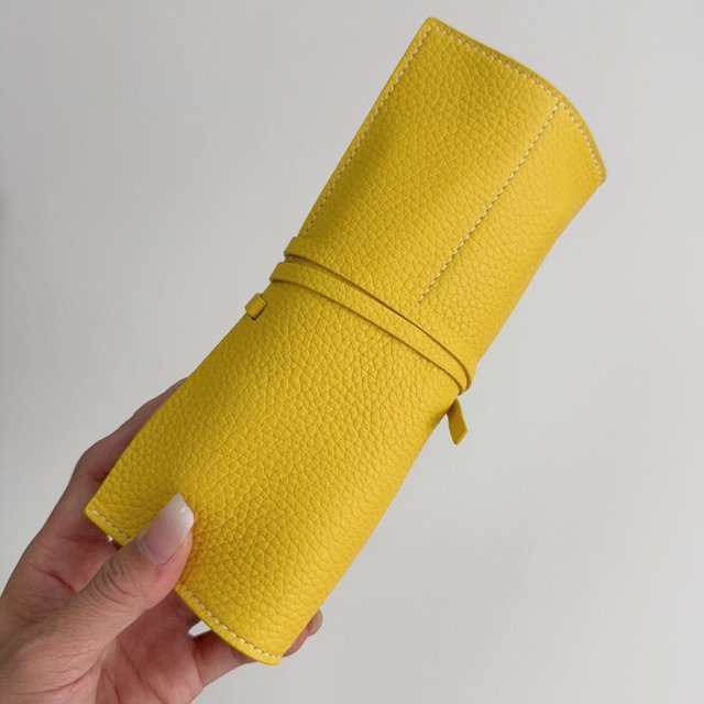 Top Layer Cowhide Roller Blind Makeup Brush Dedicated Bags for women Luxury Designer Fashion Travel Portable Storage Cosmetic
