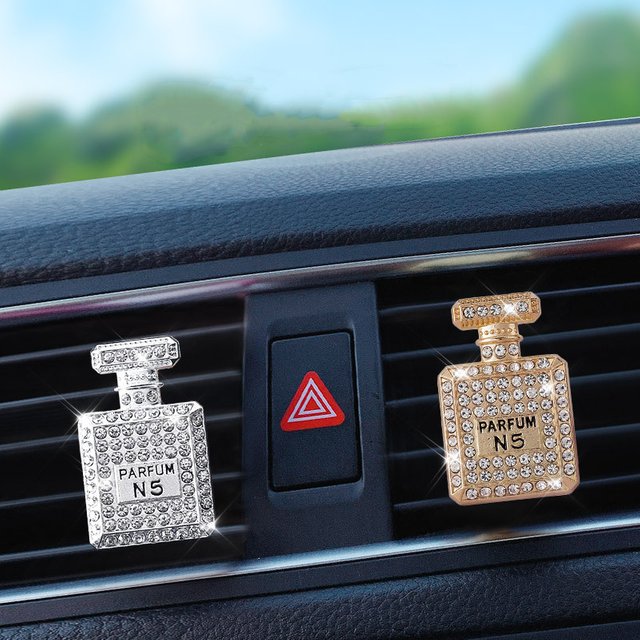 Incrustation perceuse à eau bouteille de parfum voiture climatisation sortie parfum voiture parfum