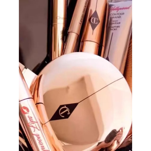 Charlotte Tilbury Lip Balm Facial Setting Powder Delicate Texture Flawless Liquid Foundation Cosmetics Moisturize Setting Spray