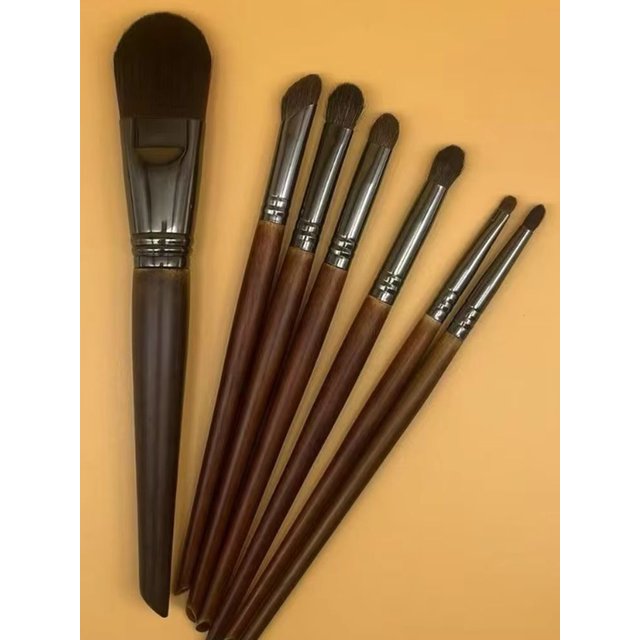 Wooden Handle Makeup Brush Set for Eye, 7 Pcs Assorted Different Shapes Brushes Natural Animal Hair Bristles Metal Shaft