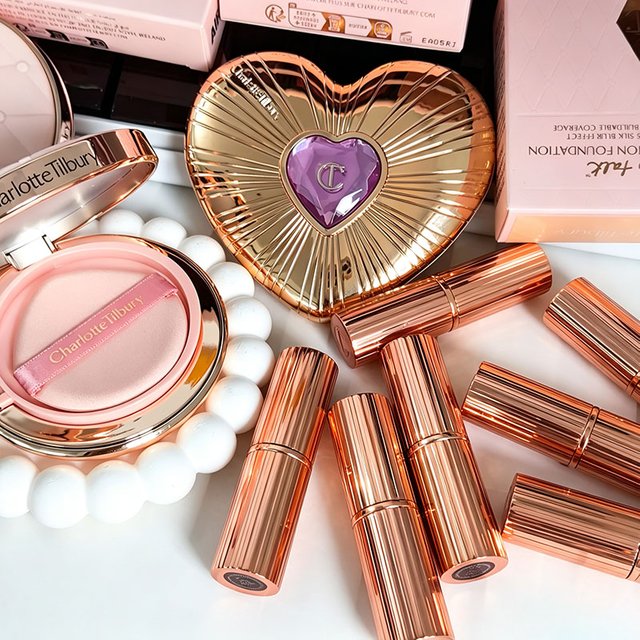 CT Makeup Suit Two Color Love Powder Blusher Starlight Powder Blusher Bicolor Disk Micro Light Air Cushion Lipstick Cosmetics