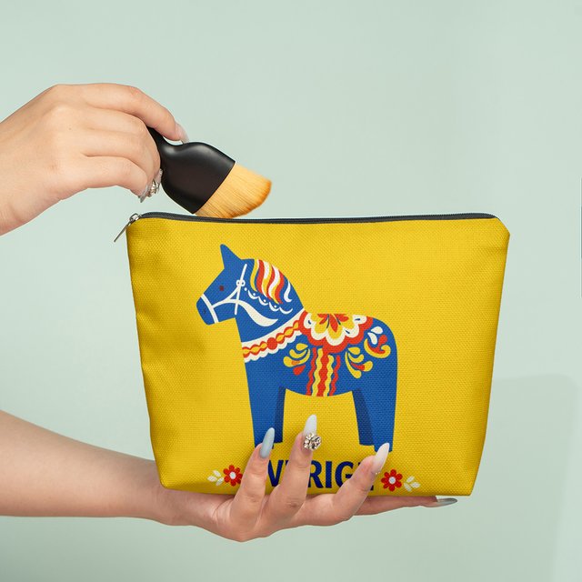 1 Piece Traditional Swedish Dala Horse Illustration Makeup Bag - Multifunctional Zipper Pouch for women, Perfect Travel Zipper Storage Bag, Fun Birthday Gift