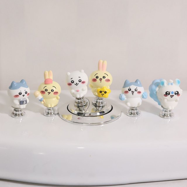 Autocollants décoratifs Chiikawa Hachiware Usagi Kawaii pour bouton de chasse d'Eau de toilettes, accessoire d'économie d'effort