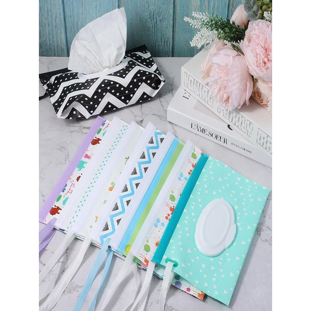 Flip Cover Wet Wipes Bag Useful Snap-Strap Stroller Accessories Napkin Storage Boxes Portable Cosmetic Pouch