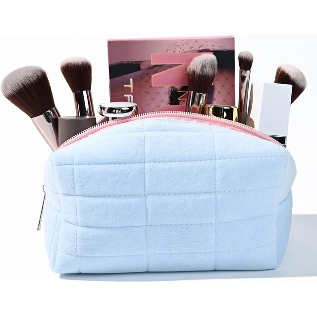 Cosmetic Bag Plush Pink Makeup Pouch Large Capacity Travel Toiletry Bag Organizer Makeup Brushes Storage