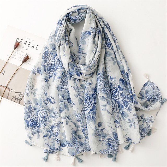 Classic Blue Flower Print Scarf Elegant Tassel Shawl Casual Windproof Head Wrap Hijab Sunscreen Travel Beach Towel for women