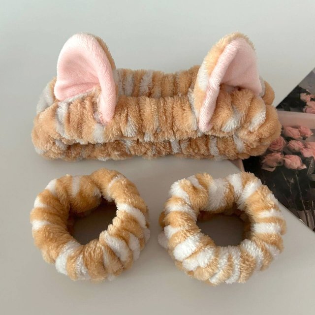 3pcs/set Cute Cat Ear Leopard Print Headband for women Girls Spa Washing Face and Makeup Headband Elastic Wrist Strap