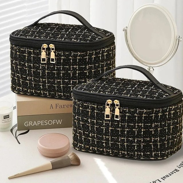 Korean-Style Large-Capacity Instagram-Inspired New Style Ladies' Cosmetic Bag, Handheld Toiletry Organiser