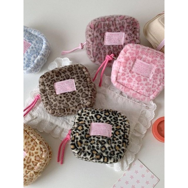 Creative Leopard Print Makeup Pouch Multipurpose Large Capacity Sanitary Pads Bag Mini Data Cables Organizer