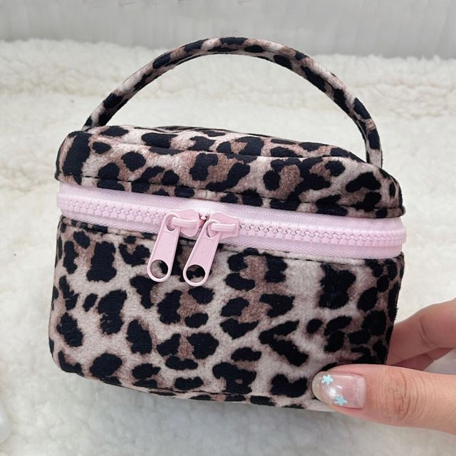 Leopard Small Square Makeup Bag Portable Vintage Large Capacity Bag Aesthetic Travel Lipstick Cosmetics Storage Bag for women