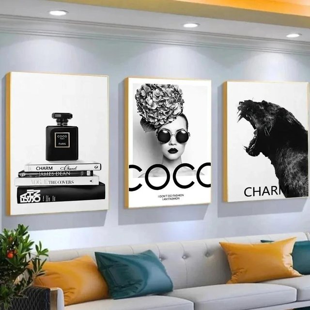 Nordic Luxury Minimalist Perfume Bottle Pop Art Prints Fashion Coco Poster in Black White Parfum Giclee Wall Decor Painting f