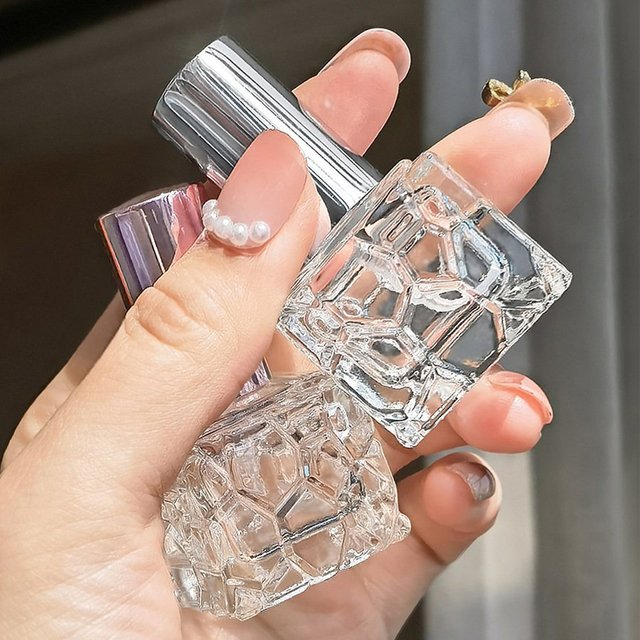 Bouteille de voyage bouteille en verre vide de 10 ml pour spray parfum est pratique à transporter et facile à dispenser