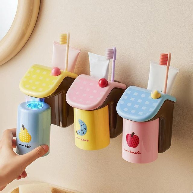 House Shaped Magnetic Wall Mount Toothbrush Cup Holder Set, No‑Punch Design, Bathroom Storage Organizer Rack