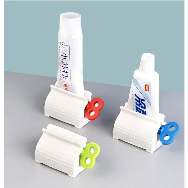Manual Toothpaste Squeezer Face Wash Hand Cream Ointment Squeezer Seat Type Rolled Toothpaste Device Home Accessories