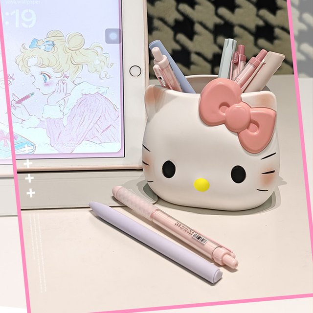 Kawaii HelloKitty Cartoon-Aufbewahrungsbox, Stiftehalter, geeignet für die Aufbewahrung von Schreibwaren und Make-up-Utensilien.
