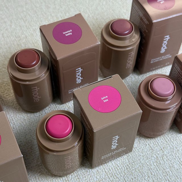 Rhodeskin Stick Lip Pocket Blush Cheek Hydrating Stick Natural Rouge Powder Blusher Cream Lipstick Cheek Teacup Candy Color Gift