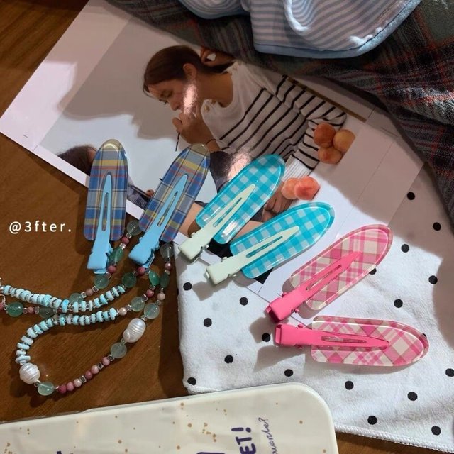 Super sweet bangs clip, cute and girly plaid makeup clip, face clip, side hair clip