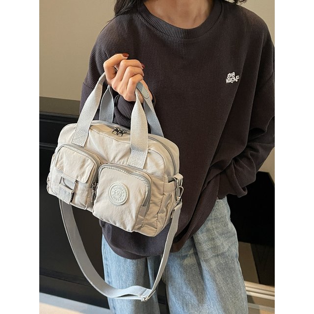 Large Capacity Single Shoulder Crossbody Bag for women Multi-Pocket Fashion Makeup Bag Daily Travel Versatile Mom Bag