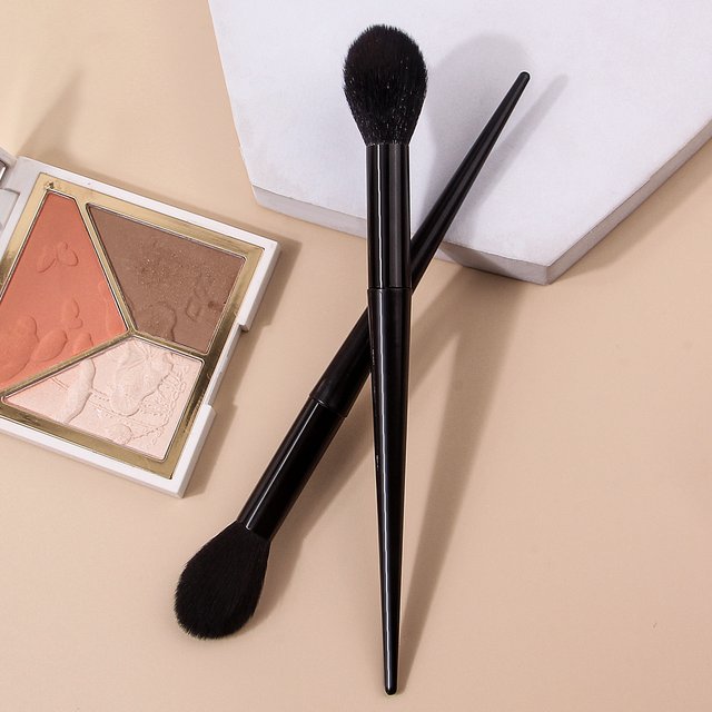 2pcs Soft Fiber Bristle Flame Type Loose Brush, Blush Brush, Setting Brush, Portable Facial Makeup Tool