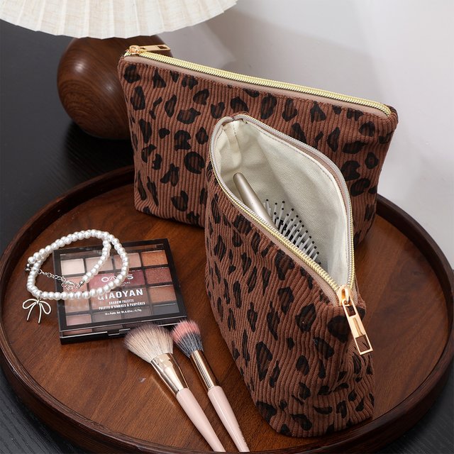 Leopard Print Makeup Bag Large Capacity Simple Versatile Portable Skincare Toiletry Cosmetic Storage Bag for Travel