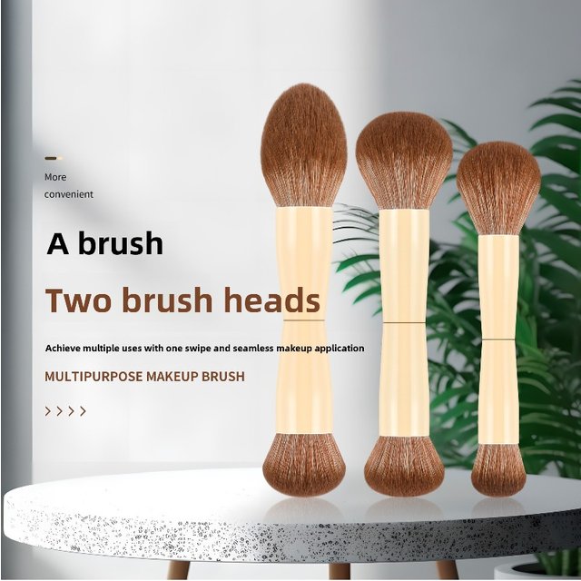Dual-Ended Makeup Brush, 2-in-1 Foundation & Blush Brush, Portable Single Piece Cosmetic Tool with Soft Bristles for Travel, 1Pc
