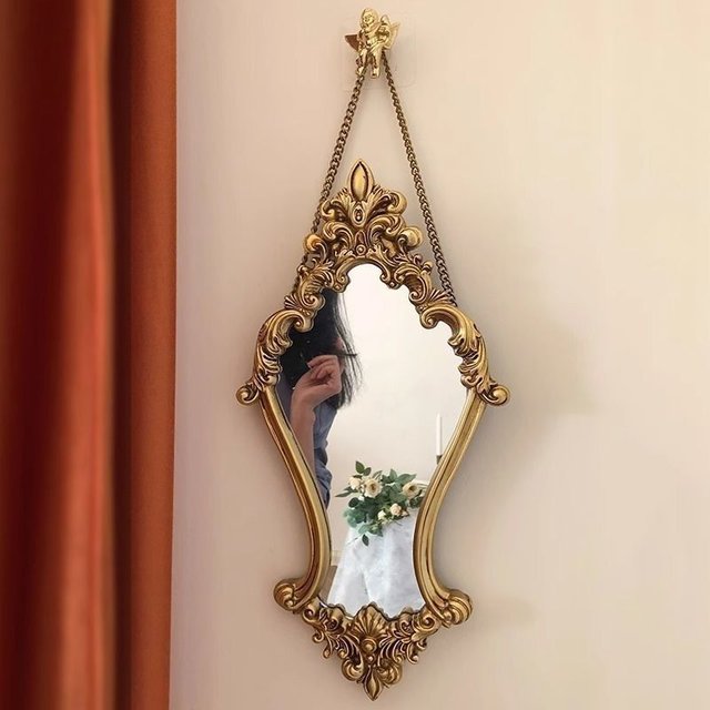 Vintage Carving Wall Mirrors Home Room Decoration Makeup Mirror Living Room Bedside Decoration Ornament Home Frame Picture Gifts
