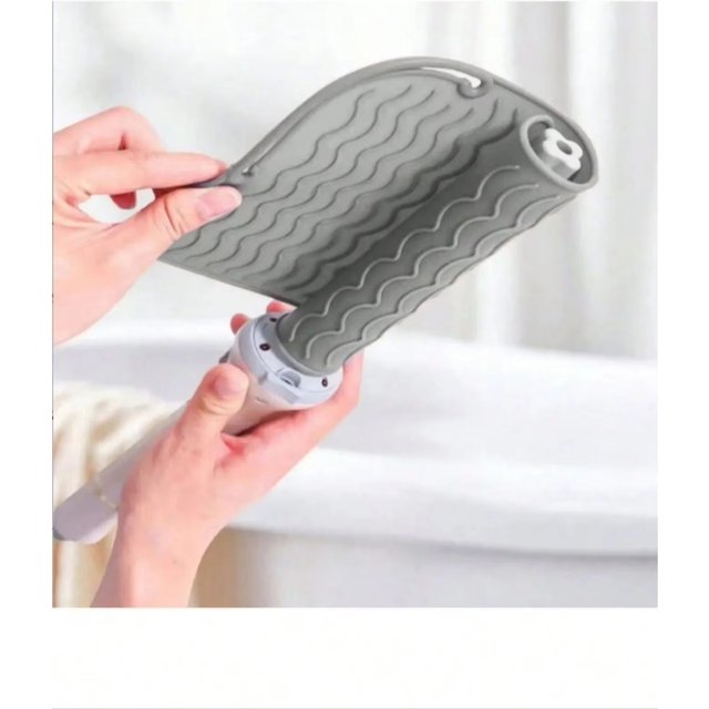 Portable Silicone Heat Resistant Mat Hair Straightener Curler Insulation Pad Non-Slip Anti Heat Mat Hair Styling Tool For Travel