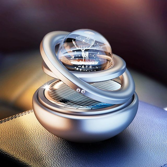 1pcs Solar Aromatherapy Ornaments Car Double Suspended Crystal Ball Rotating Aromatherapy Perfume Ornaments Creative Ornaments