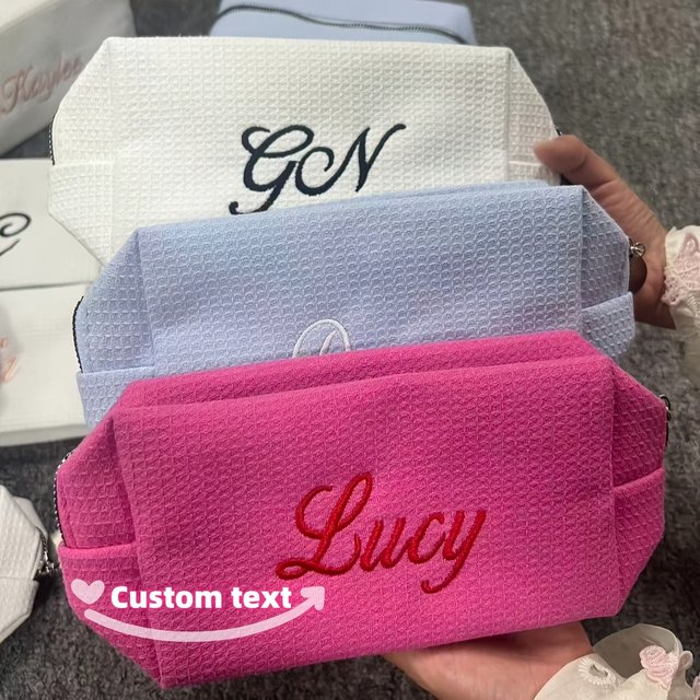 Custom Name Cosmetic Bag Personalized Trendy Corduroy Lightweight Travel Bag Durable Large Capacity Makeup Bag Mother's Day Gift