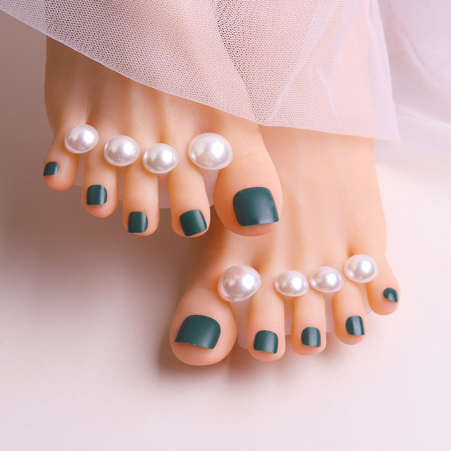 8Pcs White Pearls Soft Silicone Toe Separator For Nail Polish,Set of Toe Spacers For Feet Apply Nail Polish And Repair nails