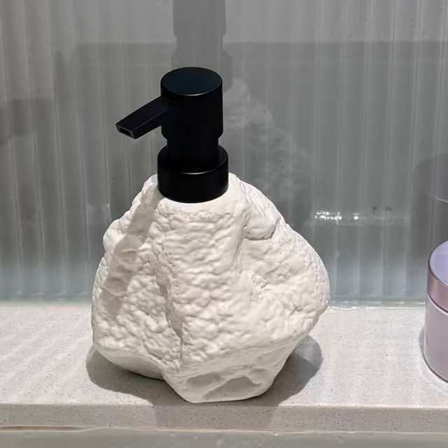 Bouteille à presser en céramique de style Wabi-sabi de 380ML, bouteille de Lotion Simple en pierre, distributeur de savon, après-shampooing, accessoires de salle de bains en bouteille