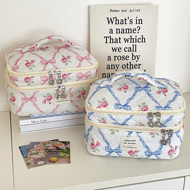 YT Portable Cosmetic Storage Bag with Bow and Floral Design, Double-Layer Makeup Bag, High-Value Ins-Style Large Capacity Toilet