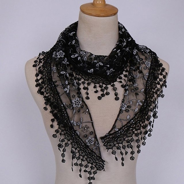 2026 New Floral Lace Triangle Scarf Tassel Shawl Female Classic Casual Transparent Breathable Scarves Sunscreen