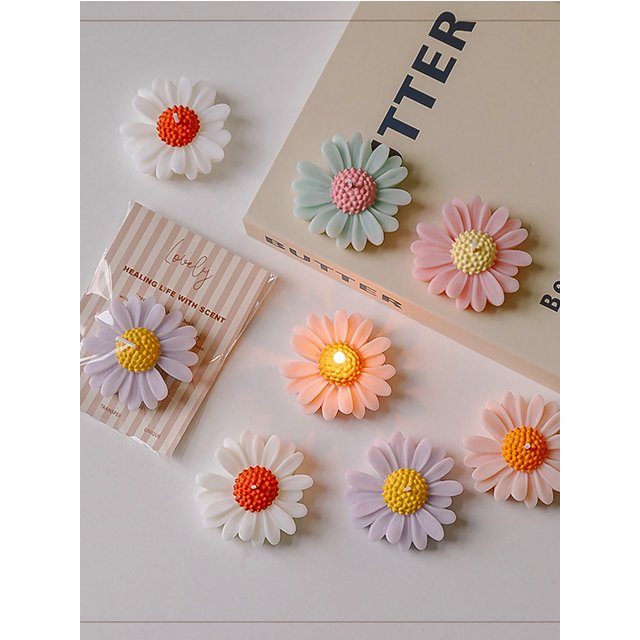 Bougies parfumées à la fleur de marguerite, au design exquis, fabriquées à la main avec de la cire de soja, ornements décoratifs parfumés sans fumée, idéales comme cadeaux pour la fête des mères,