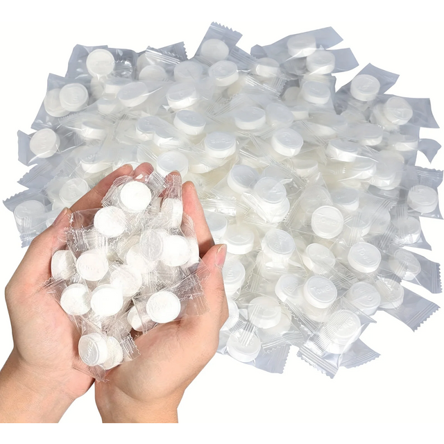 50pcs Portable Compressed Towel Disposable Face Cleaning Soft Compressed Hand Wipe Towel Non-Woven Makeup Wipes