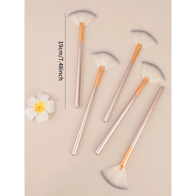 New Practical Facial Brushes Fan Makeup Brushes Soft Portable Mask Brushes Cosmetic Tools for Ladies Girls Nail Charm Beaut