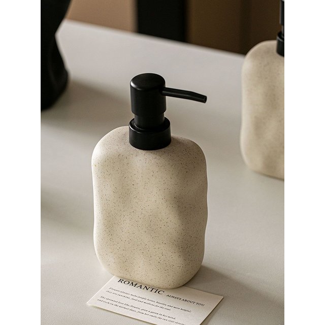 450ML Ceramic Wabi-sabi Lotion Bottle Squeeze Bottle Soap Dispenser Shampoo Lotion Conditioner Bottle Bathroom Accessories