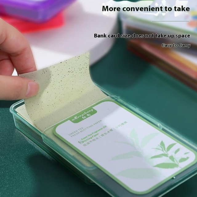 300Pcs Face Oil Blotting Face Oil Absorbing Paper Summer Oil Control Wipes Absorbing Sheet Oily Paper Face Cleansing Makeup Tool