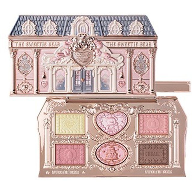 Flower Knows SWEETIE BEAR Highly Pigmented Eye Makeup Palette Eye Shadows Long Lasting Matte Shimmer Finish Cosmetics Gift Kit