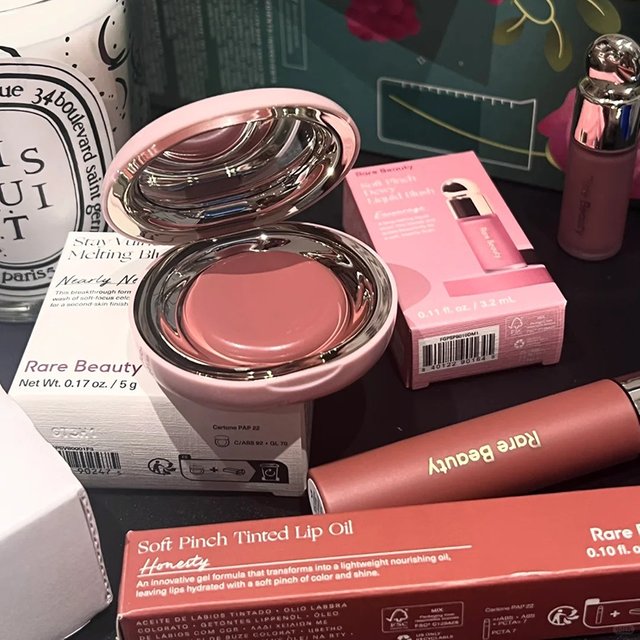 Nouveau stick de blush liquide multicolore Rare Beauty, adapté aux joues, imperméable, longue durée, convient à toutes les couleurs de peau, cosmétiques