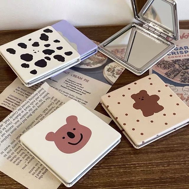 Cute Cartoon Makeup Mirror Square Little Bear Pocket Mirror Mini Double-Sided Cosmetics Tools