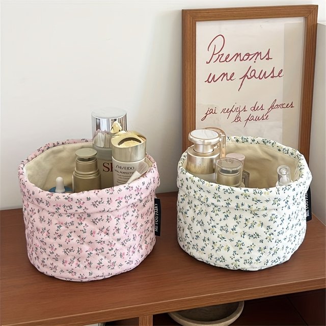 Large Capacity Floral Makeup Bag, Essential Travel Organizer for women, Skincare Storage Pouch, Cosmetic and Lipstick Holder