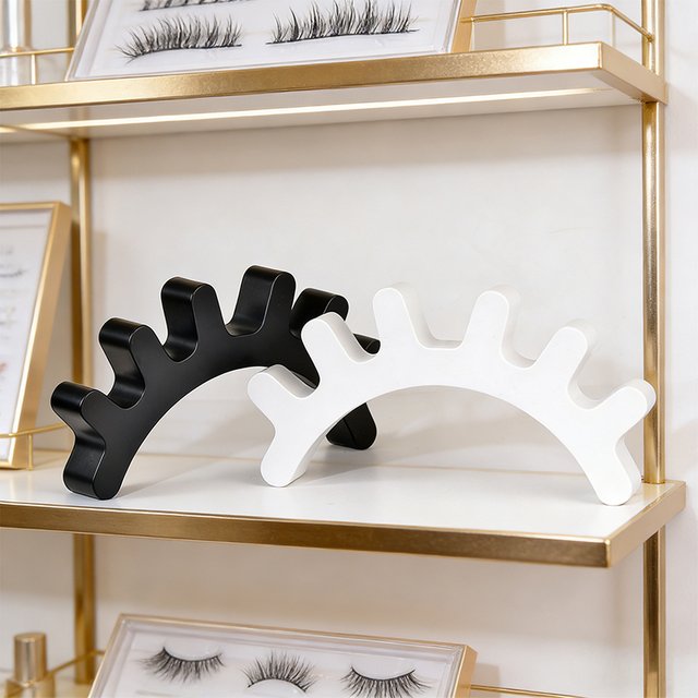 Professional Eyelash Arch Display Stand, Decorative Lash-Shaped Sculpture for Makeup Salon & Lash Artists,Eyelash Arch Display