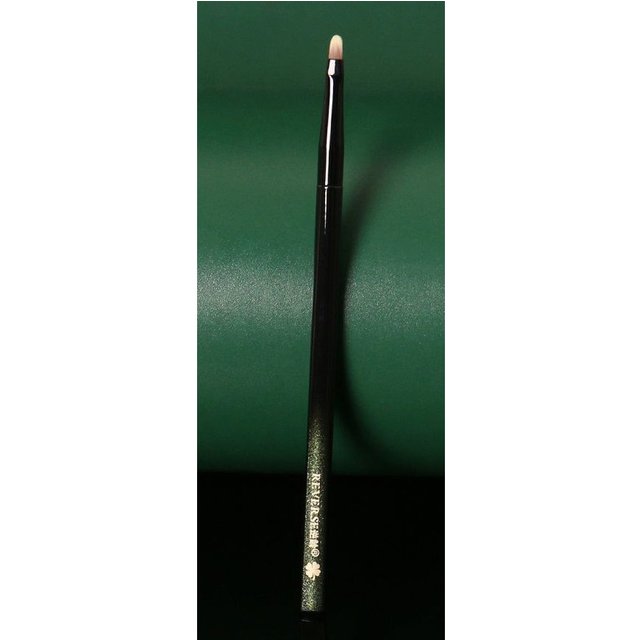 Anti-aging M75 Small Tear Trough Concealer Brush, Tongue-shaped Flat Head Flawless Spot Concealer Brush, Soft Makeup Brush