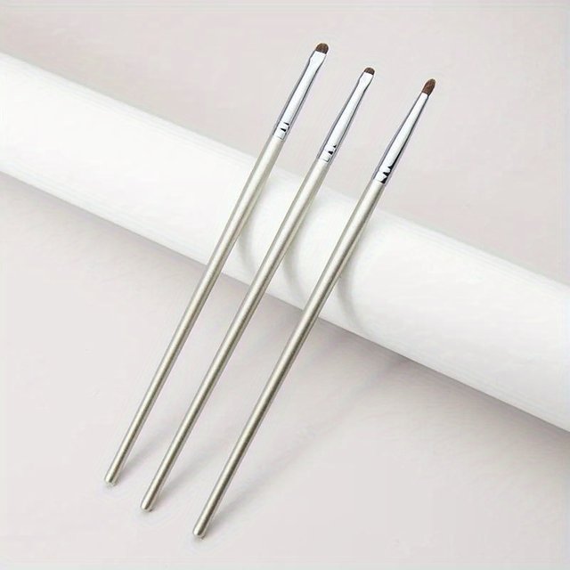 Small eyeshadow brush, ABS plastic handle, natural horse bristles, for detail blending smoky eye makeup, suitable all skin types