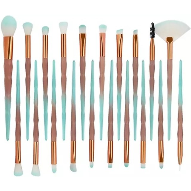 20 or 40-Piece Diamond-Shape Makeup Brush Set - Green or Blue