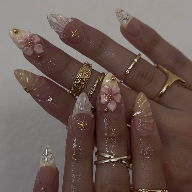 10PCS Almond Nail Medium-Sized Fake Nail, 3D Textured Flower, Handmade Acrylic Nail With Charm, High-Heeled Fake Nail