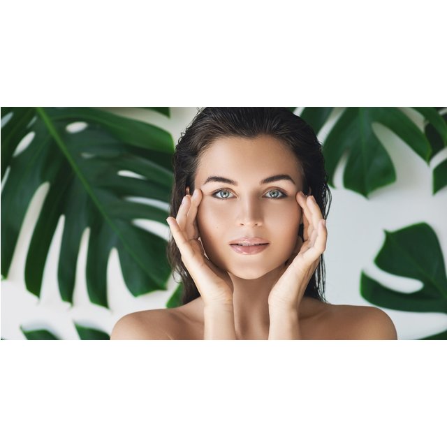 45 Min. Carbon-Laser-Peeling bei Mora Laser