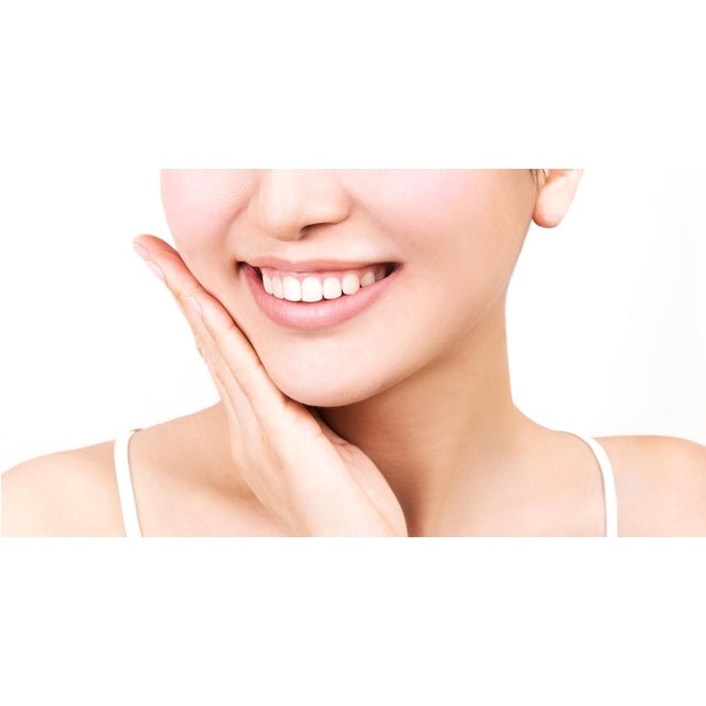 One BlancOne Laser Teeth Whitening Session